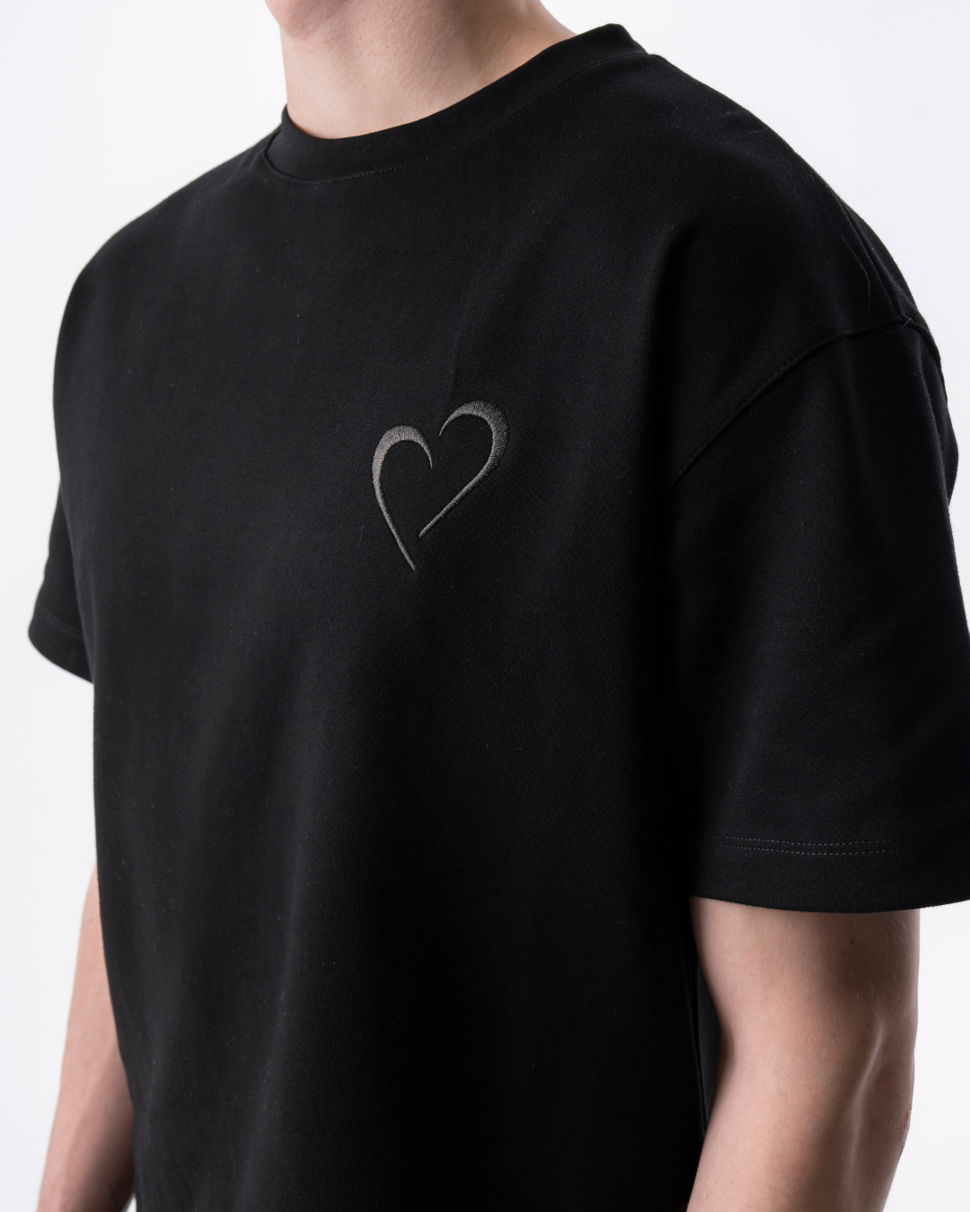 Signature T-Shirt with grey heart - Black