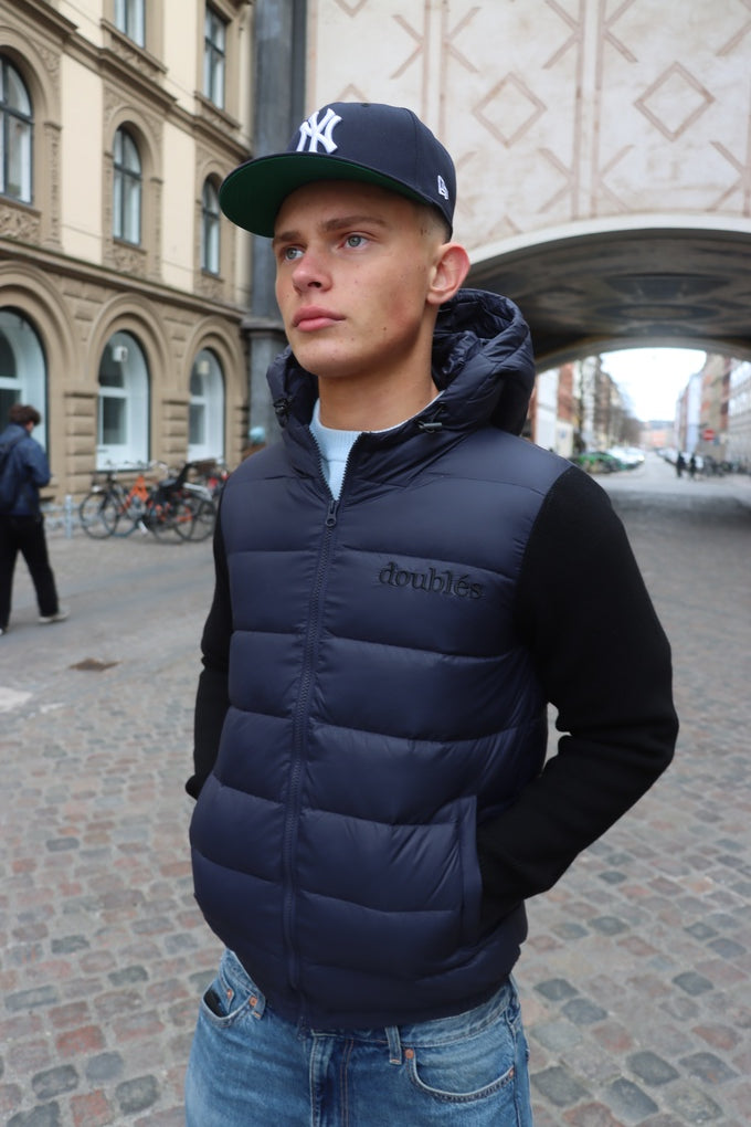 Knit Puff with Hood & Logo - Dark Blue