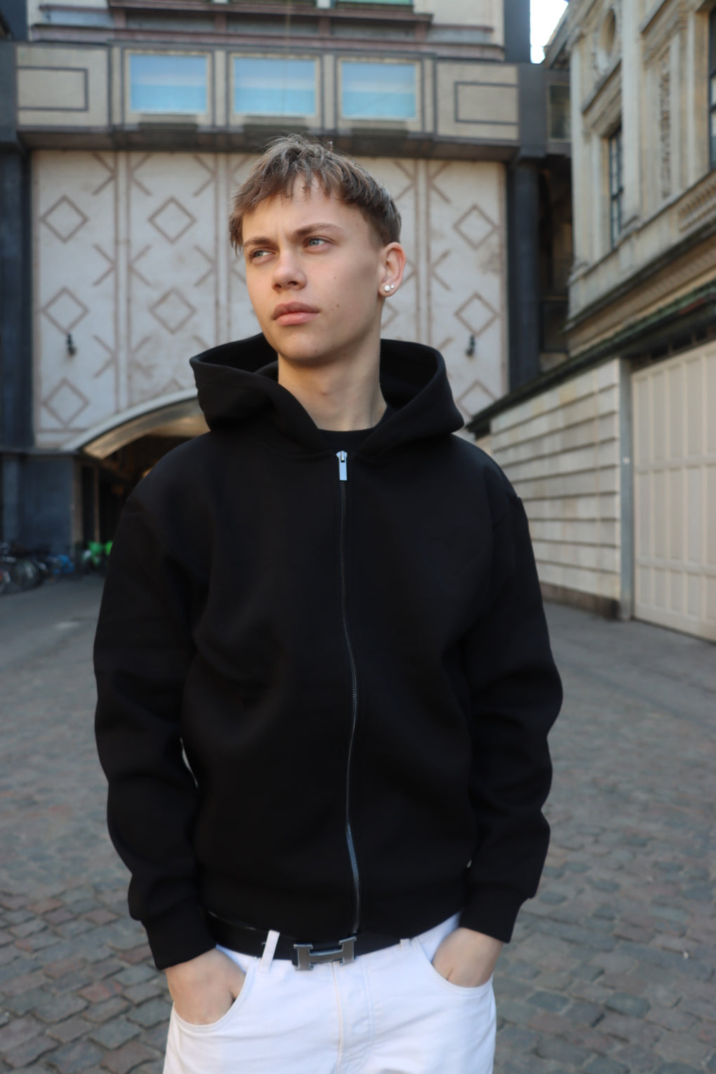 Cloud Zip Hoodie - Black
