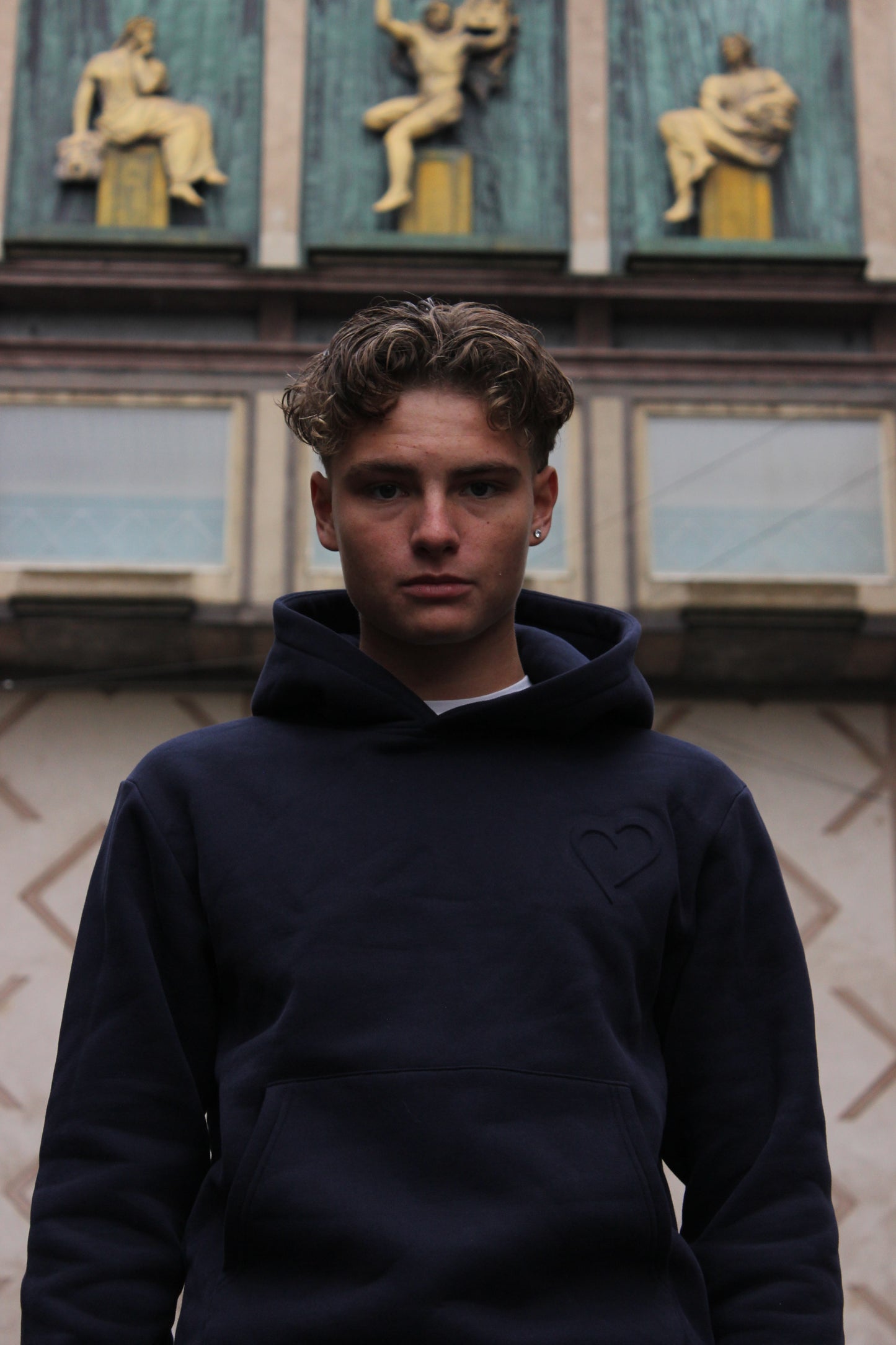 Embossed Hoodie Mørkeblå