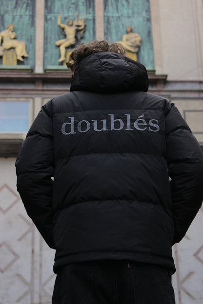 Black Pufferjacket with Logo